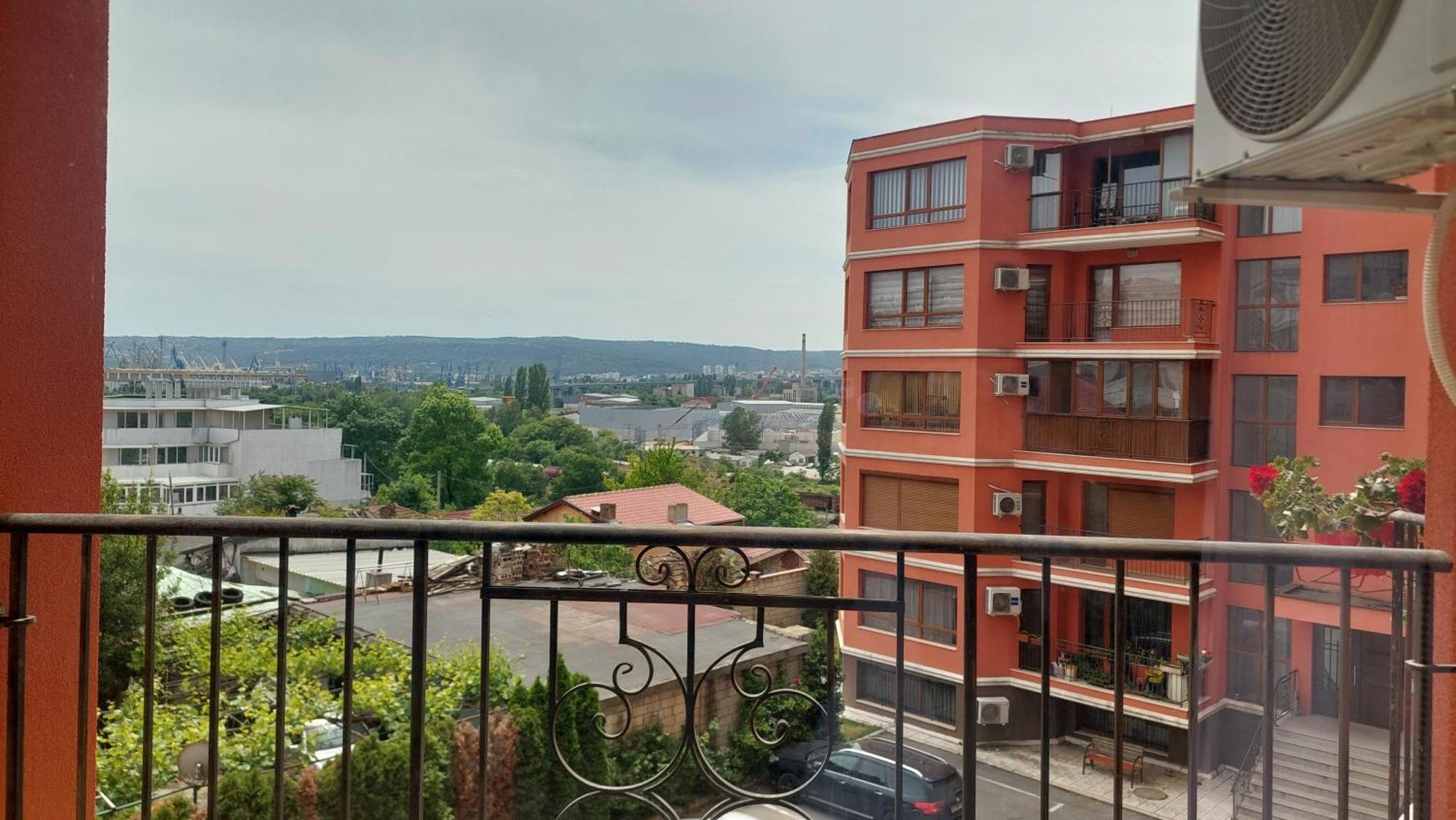 Krimski Apartment - Free Private Parking ヴァルナ エクステリア 写真