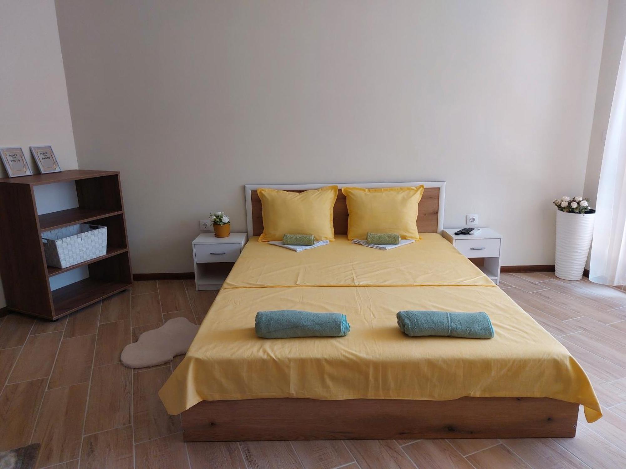 Krimski Apartment - Free Private Parking ヴァルナ エクステリア 写真