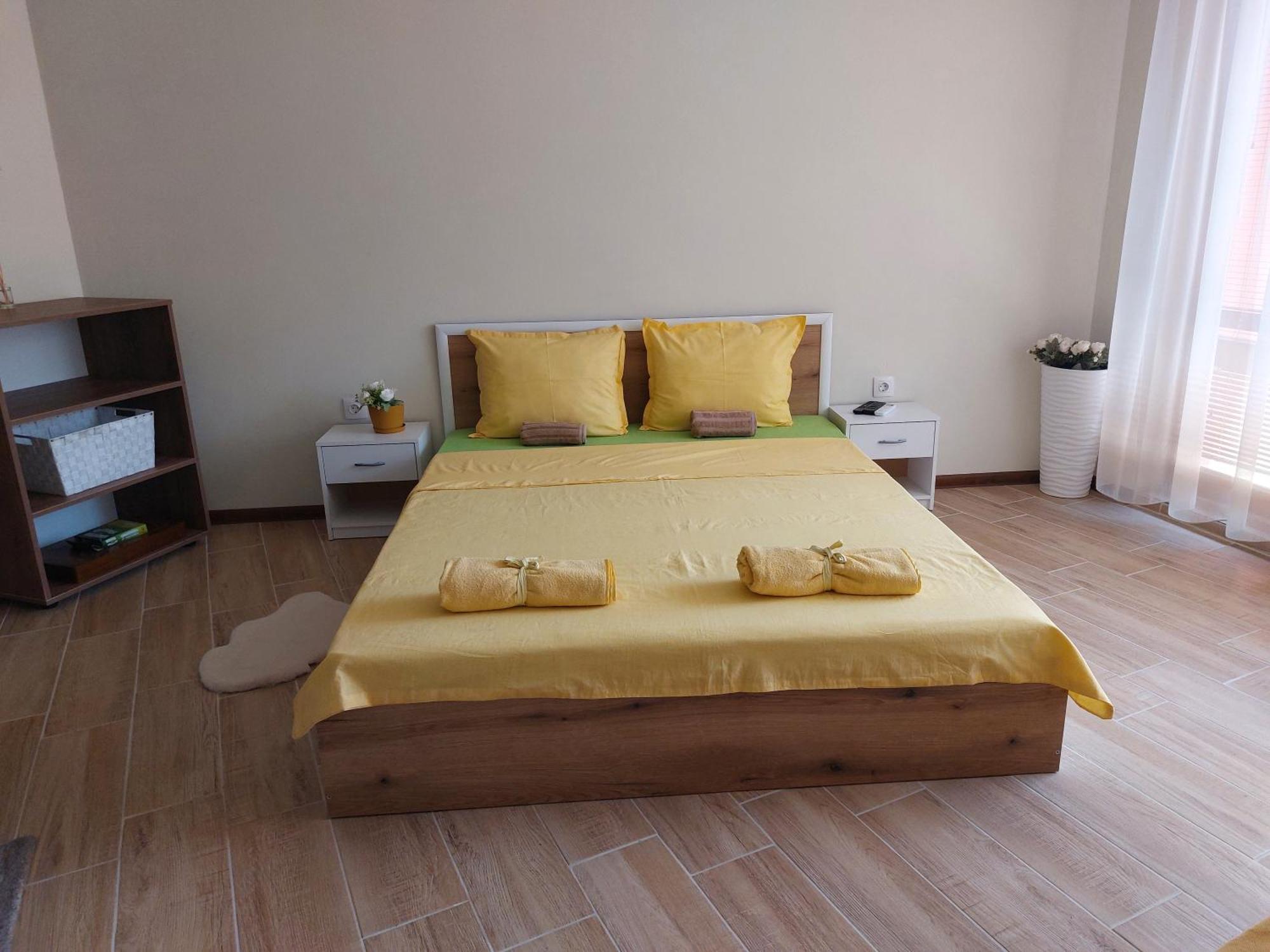 Krimski Apartment - Free Private Parking ヴァルナ エクステリア 写真